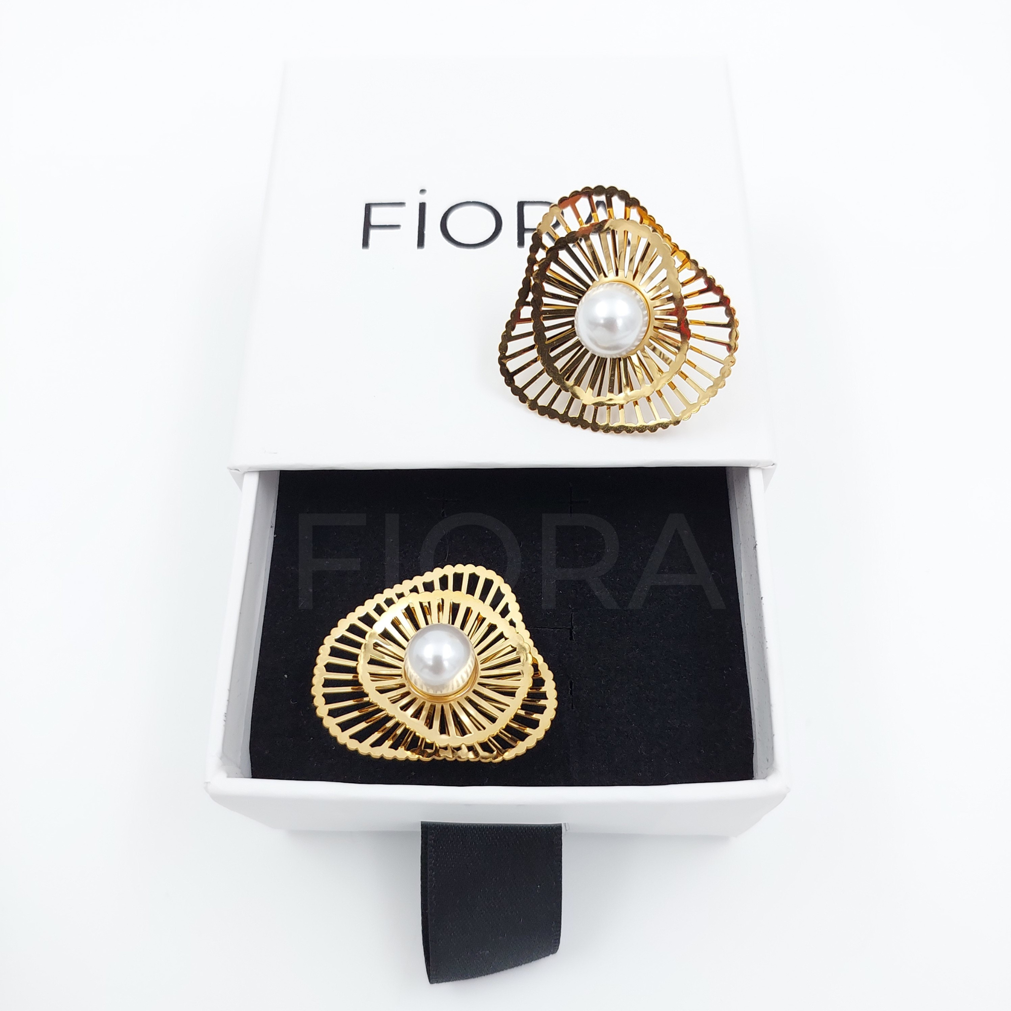FIORA | The Earrings M022 | Earrings