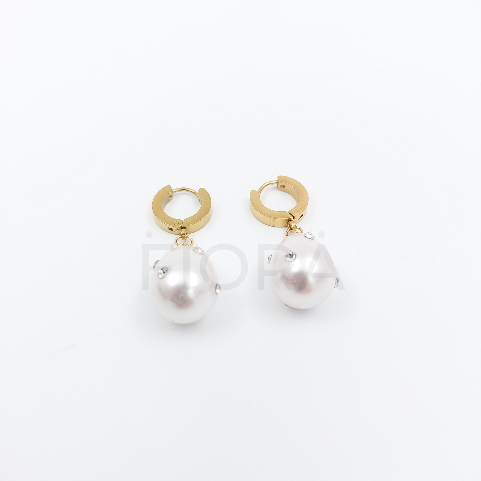 FIORA | The Earrings M025 | Earrings