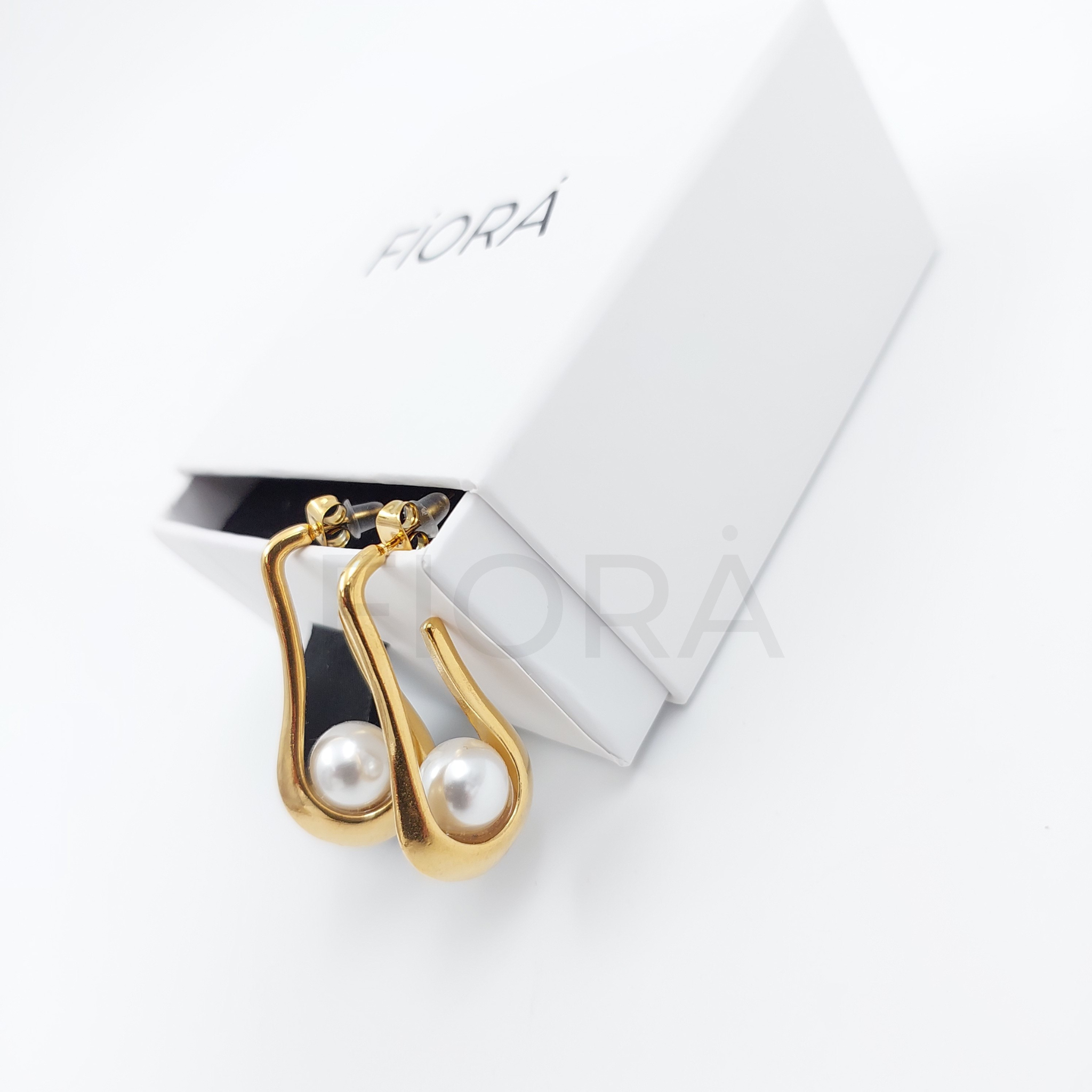 FIORA | The Earrings M026 | Earrings