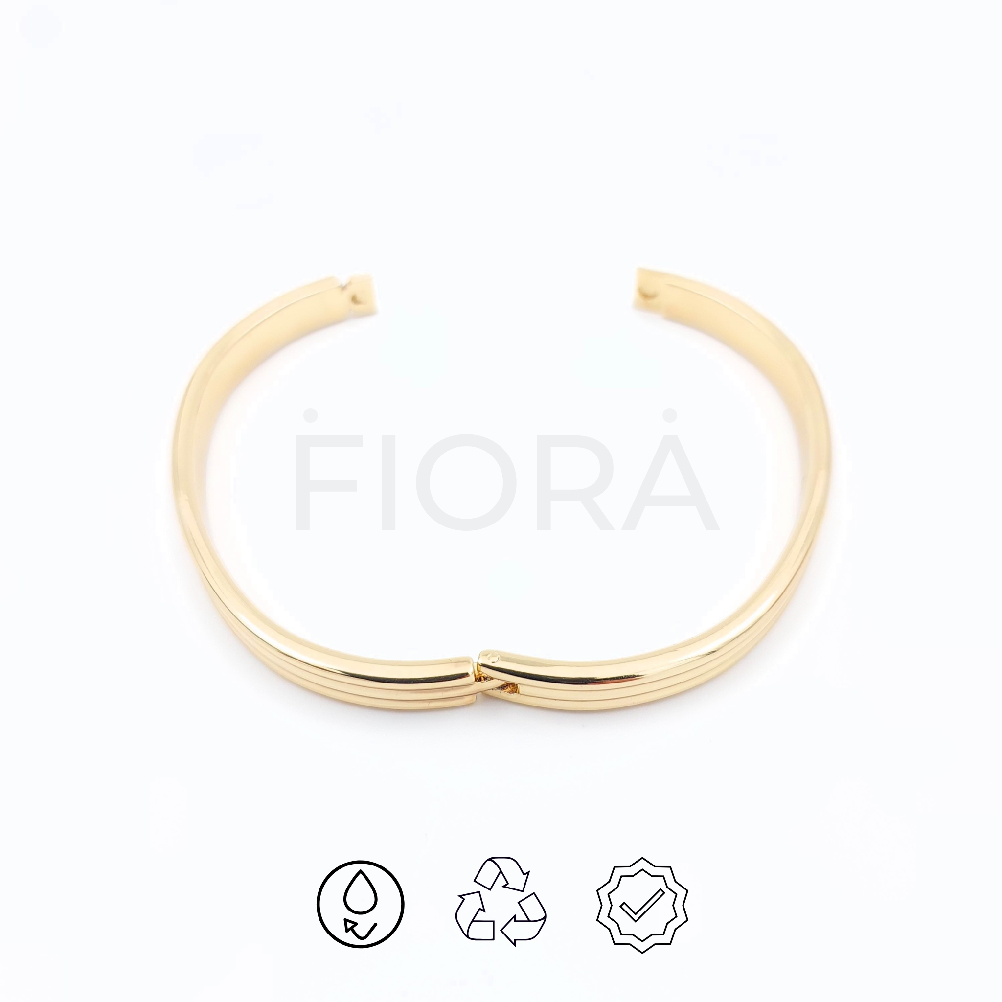 Roya gold ribbed bangle for women