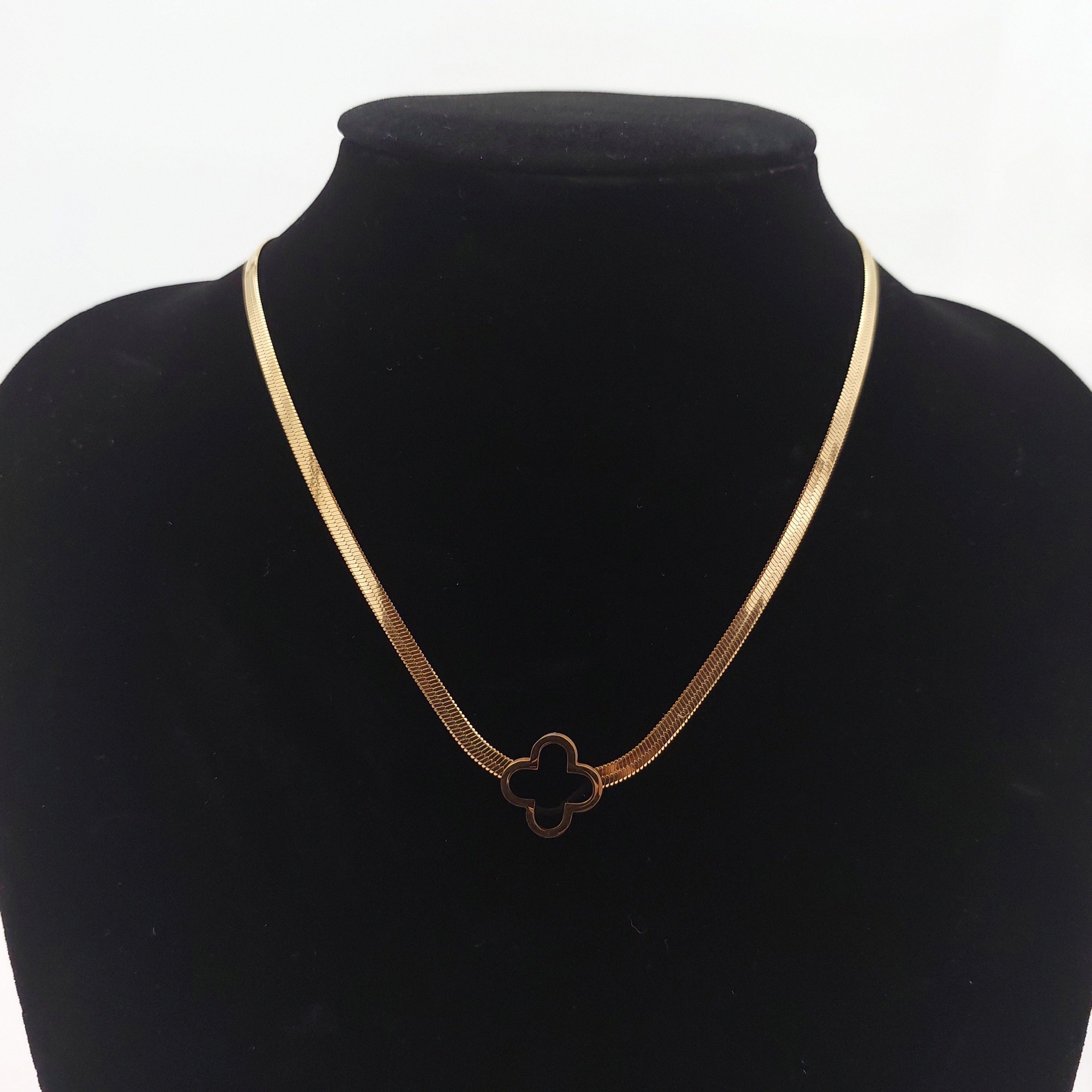 FIORA | Envy Elegance ( Black ) | Necklace