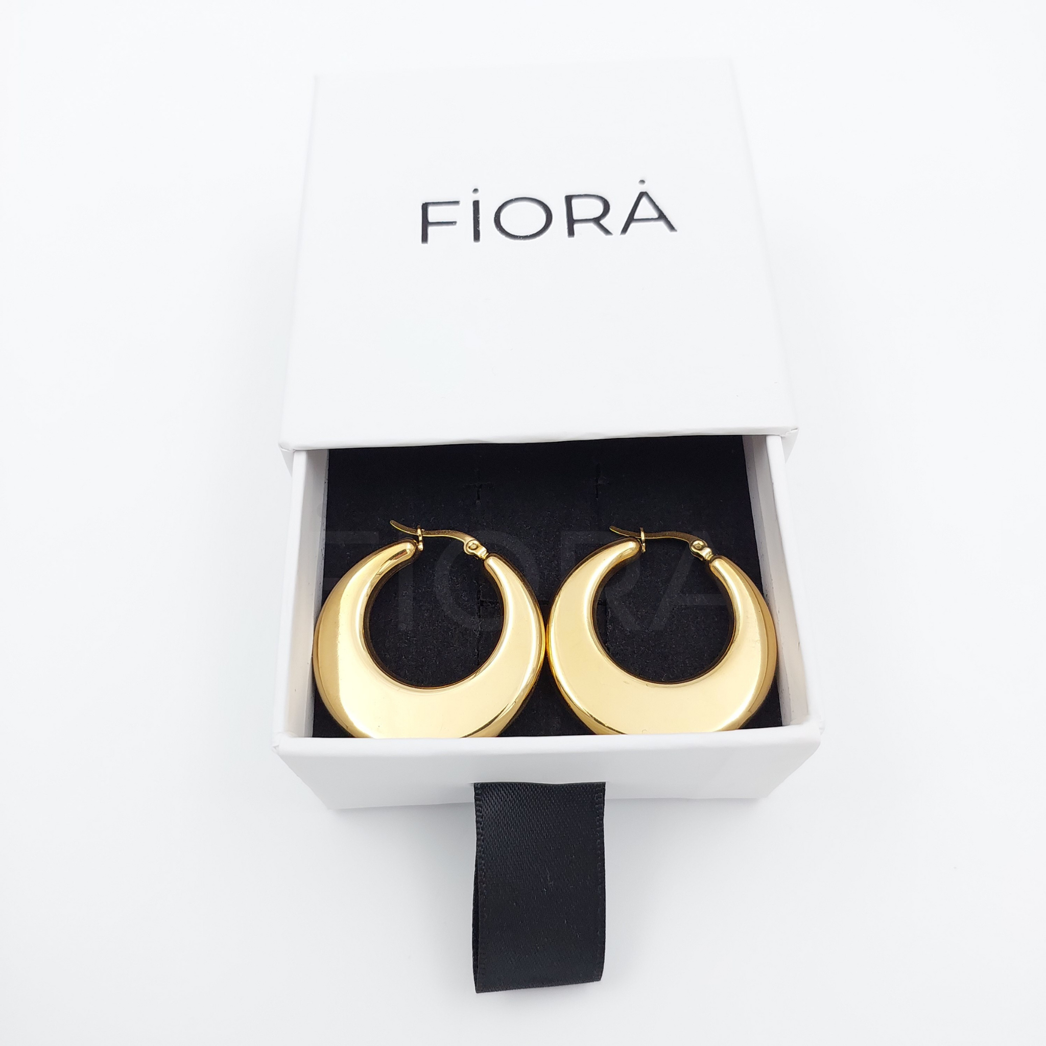 FIORA | The Earrings M008 | Earrings