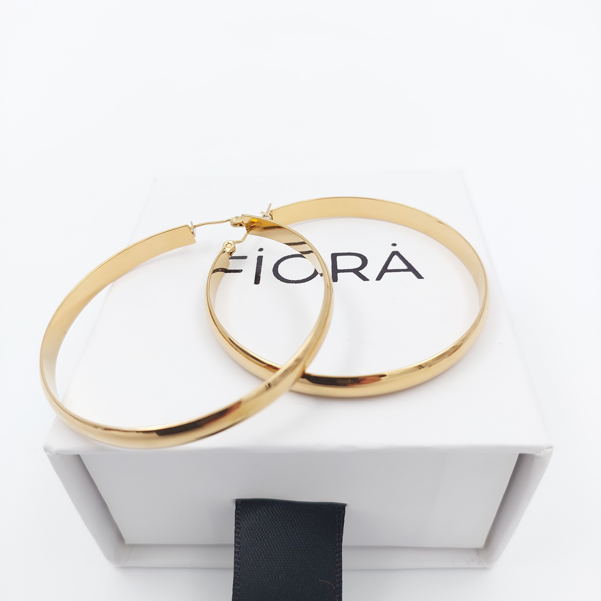 FIORA | The Earrings M012 | Earrings